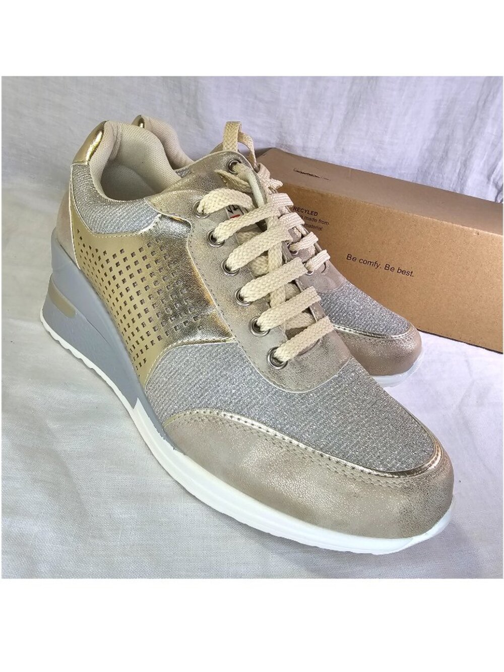 NIB! Cestfini High Heel Hidden Wedge Fashion Sneaker 10 Shimmer Gold Silver